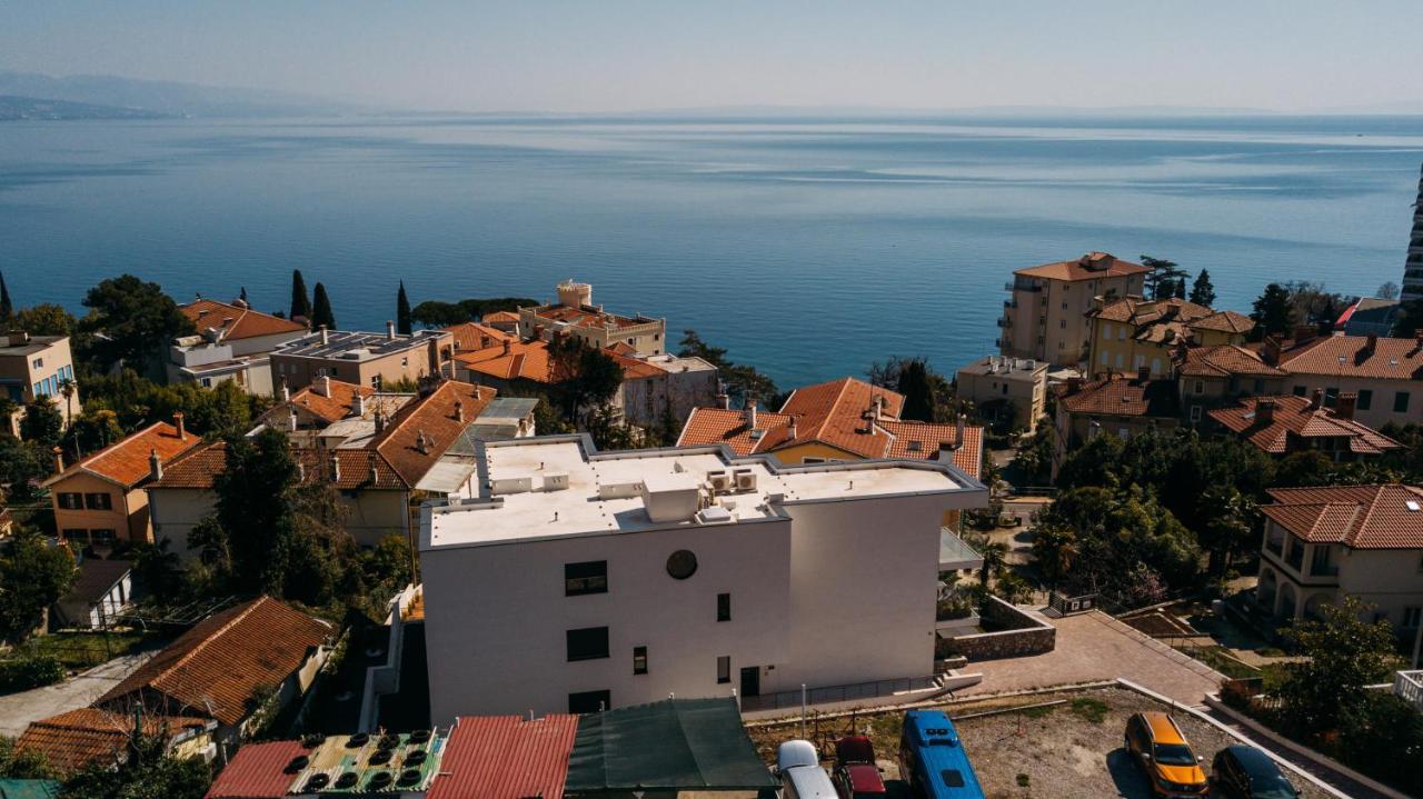 Luxury Apartment Iris Adriatica ***** Opatija Exterior photo