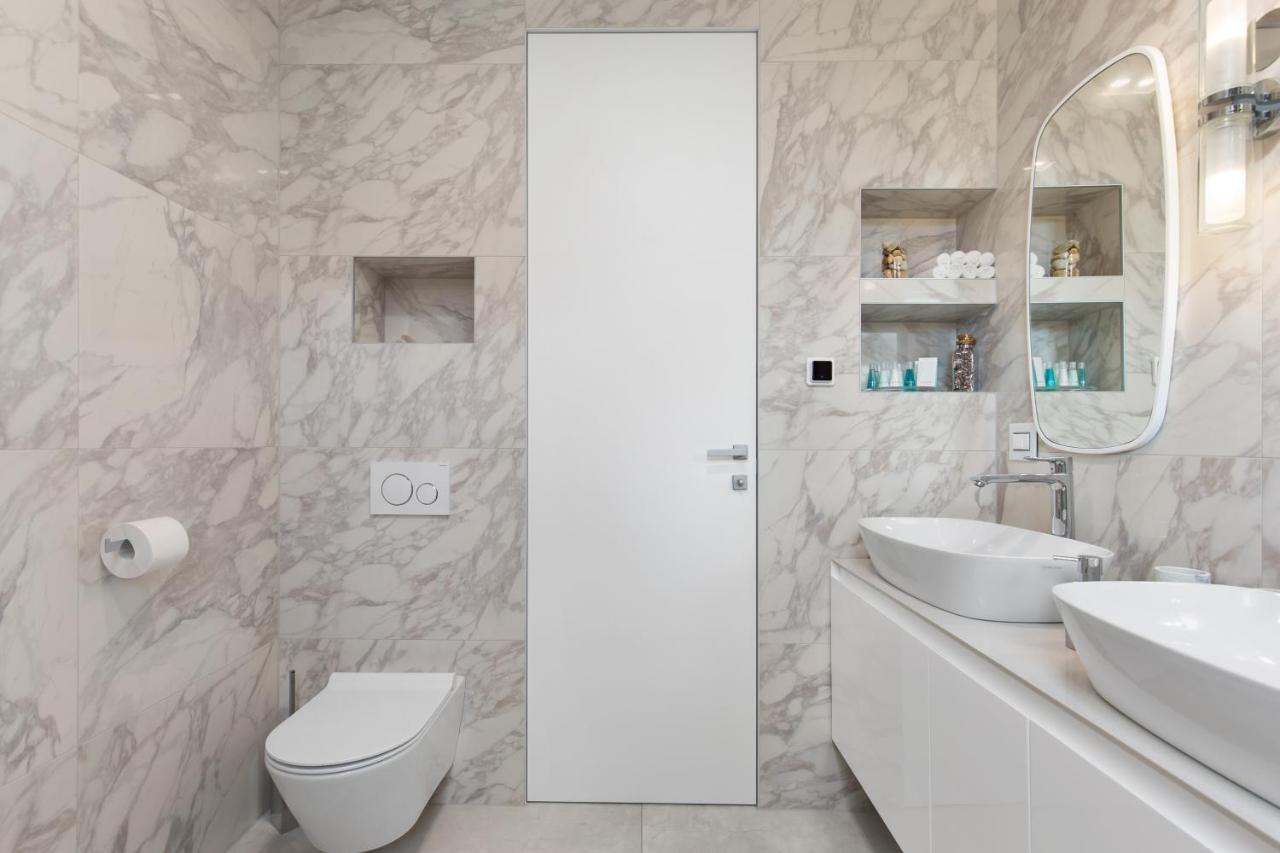 Luxury Apartment Iris Adriatica ***** Opatija Exterior photo